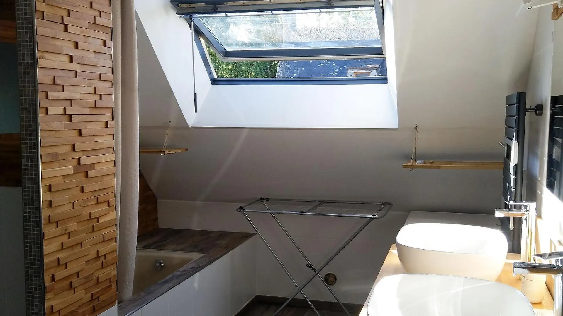 Maison De Charme A Deux Pas Du Golfe Du Morbihan, Terrasse Et Parking - Fr-1-639-136 Le Hezo 0*,
